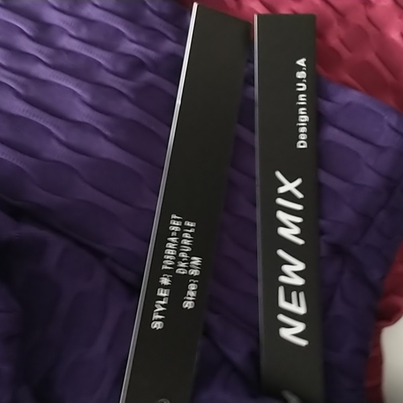 2 Piece Yoga, Jogging Athletic Set NWT Size S/M $40/set. Deep Red. - Picture 3 of 5